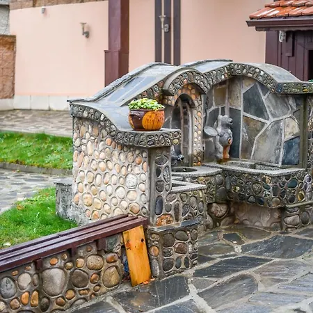 вила Gabi Penzion *
